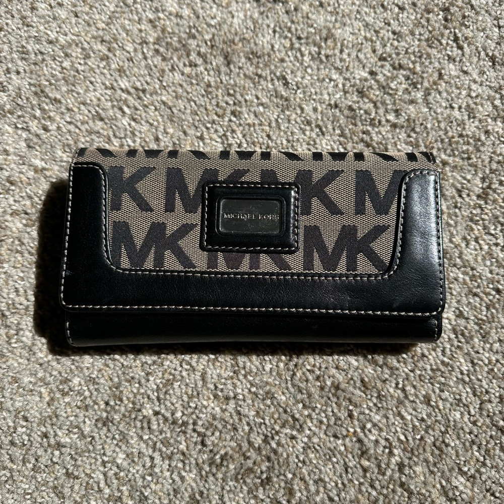 Michael Kors Black and Gray Monogram Wallet